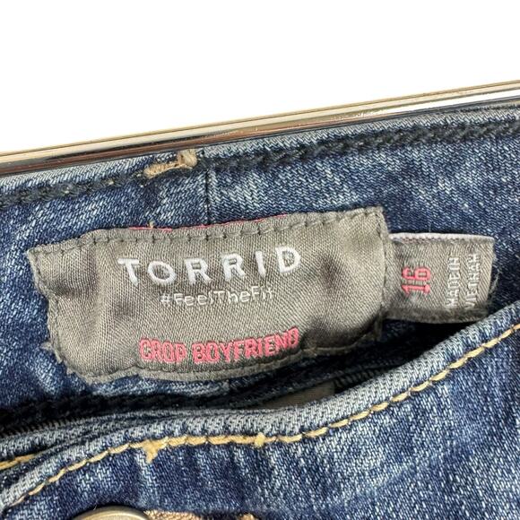 Torrid Cotton Boyfriend Crop Vintage Stretch High Rise Distressed Jeans Size 16 - Picture 5 of 8
